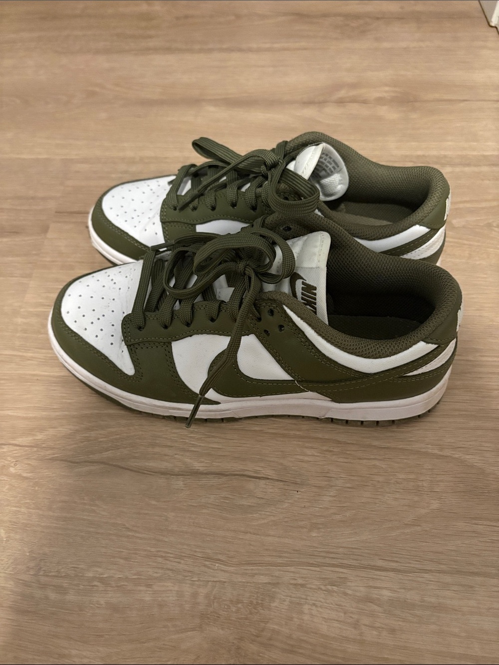 Low-Top Nike Sneakers in Olive Green and White